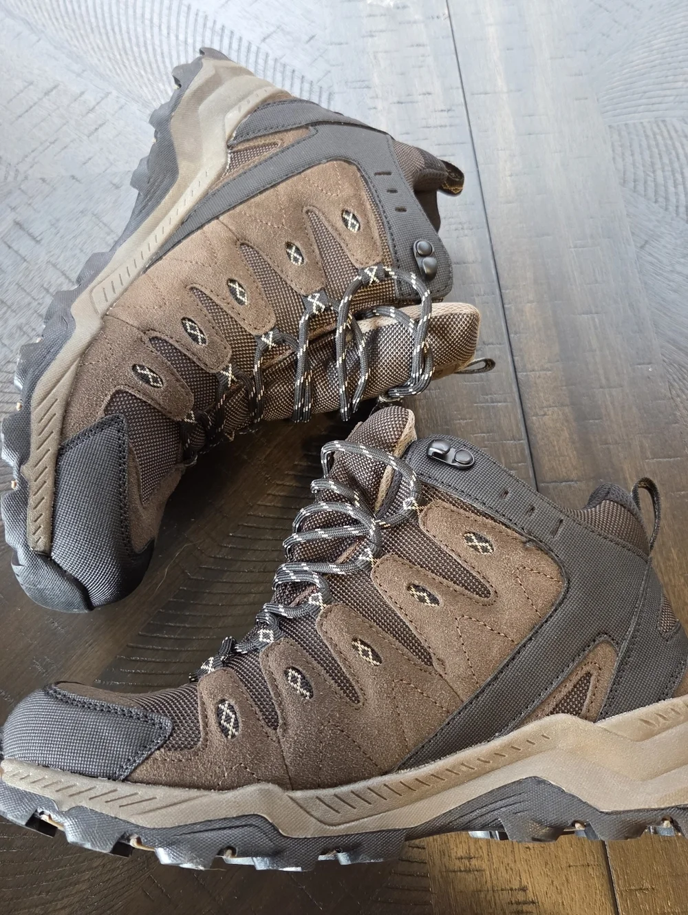 Eddie Bauer Maple Ridge Men's Waterproof Hiking Boots Brown Size 8.5 NEW